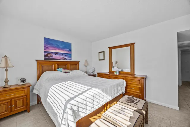 $2,750 | 311 East Ocean Avenue, Unit 108, Lantana, FL 33462