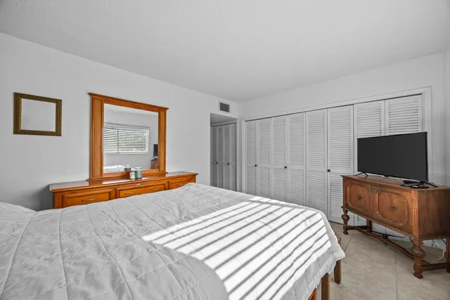 $2,750 | 311 East Ocean Avenue, Unit 108, Lantana, FL 33462