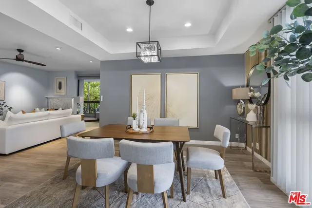 $1,190,000 | 4477 Wilshire Boulevard, Unit 203, Los Angeles, CA 90010