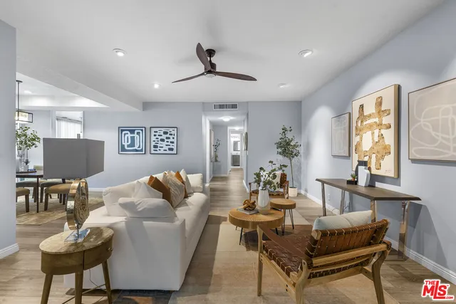 $1,190,000 | 4477 Wilshire Boulevard, Unit 203, Los Angeles, CA 90010