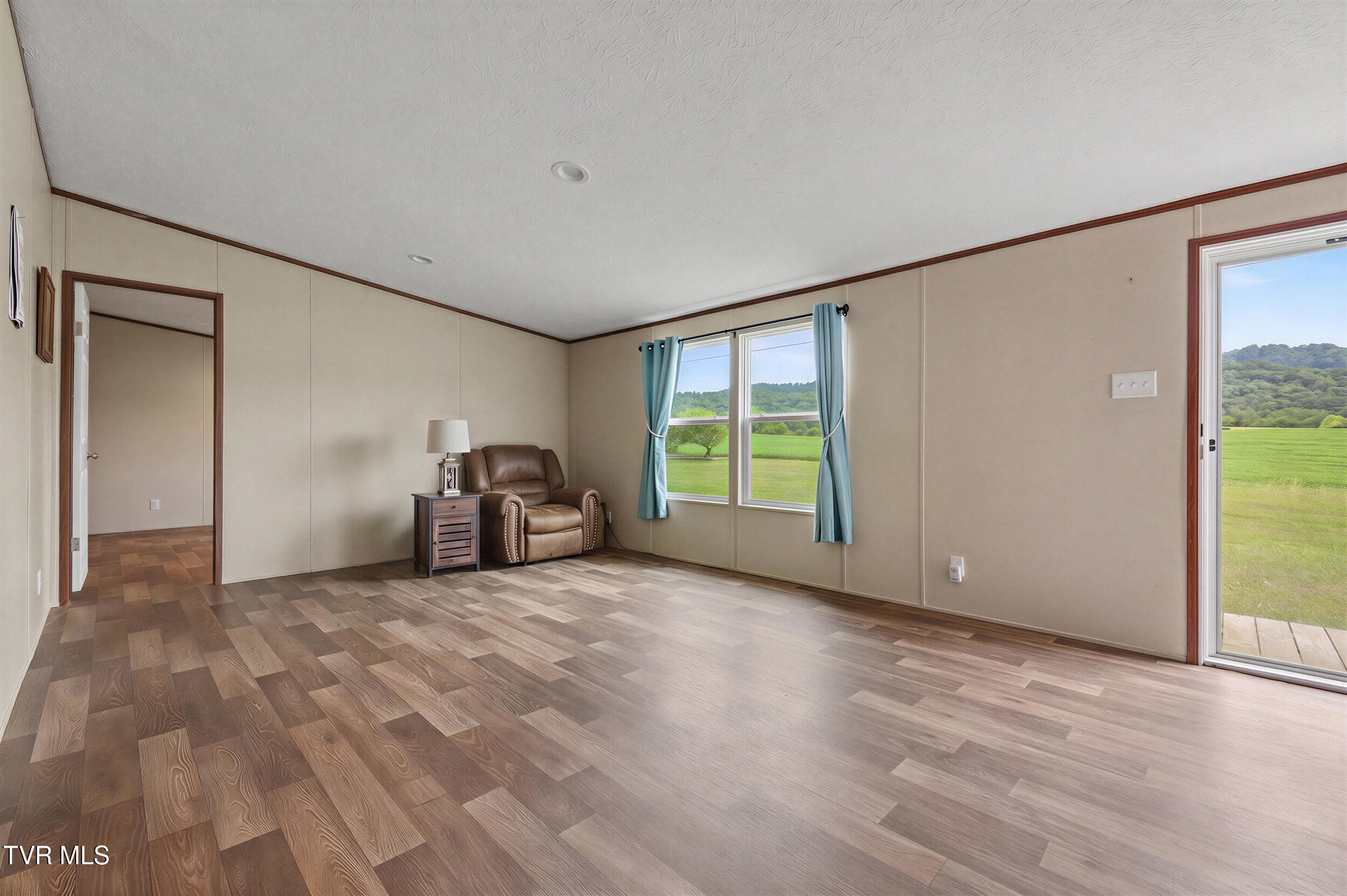 6730 Gap Creek Road Bulls Gap, TN 37711 - Photo 6 of 21 Living area