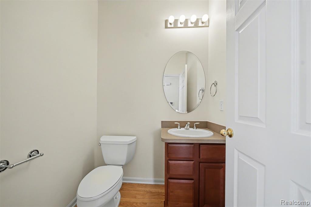 638 West Bluff Court, Unit 31 Rochester Hills, MI 48307 - Photo 42 of 49