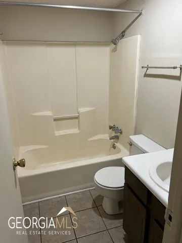 $695 | 123 Lanier Drive, Unit 2, Statesboro, GA 30458