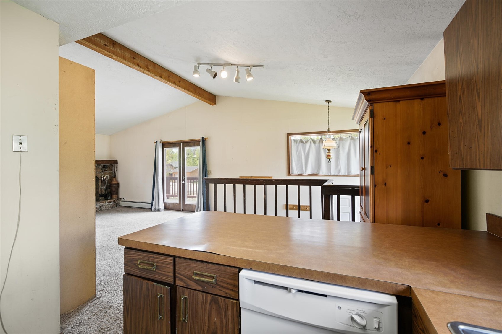 611 Ryan Gulch Road Silverthorne, CO 80498 - Photo 9 of 27 Gallery Image 9