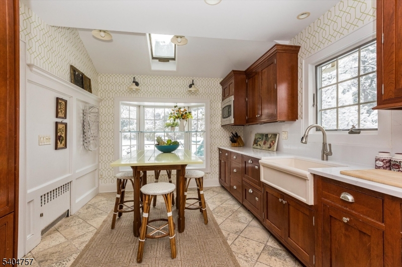 256 Forest Avenue Glen Ridge, NJ 07028 - Photo 21 of 47