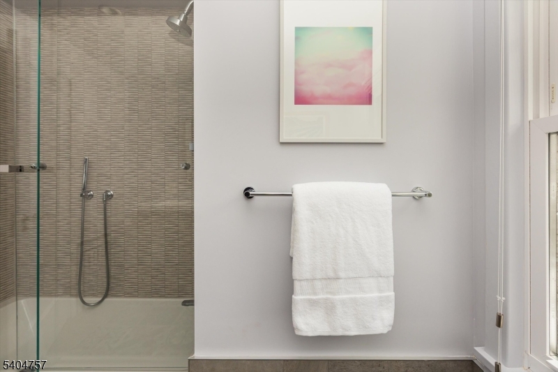 256 Forest Avenue Glen Ridge, NJ 07028 - Photo 34 of 47