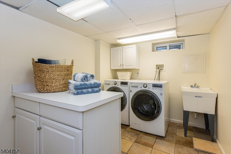 256 Forest Avenue Glen Ridge, NJ 07028 - Photo 44 of 47