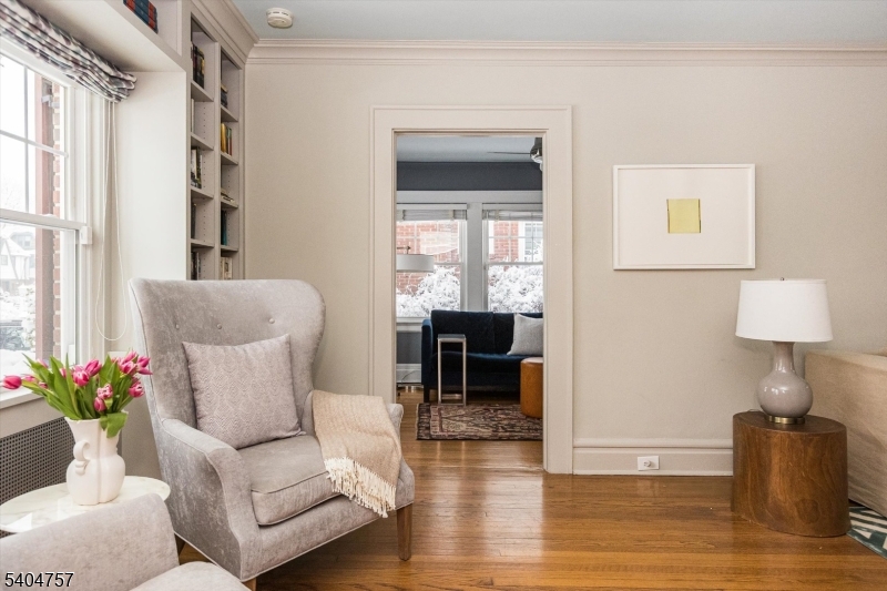 256 Forest Avenue Glen Ridge, NJ 07028 - Photo 5 of 47