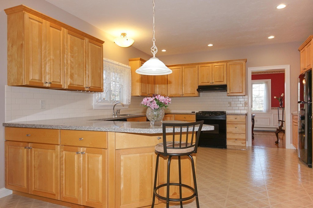 59 Columbus Road Boylston, MA 01505 - Photo 8 of 30 Gallery Image 8