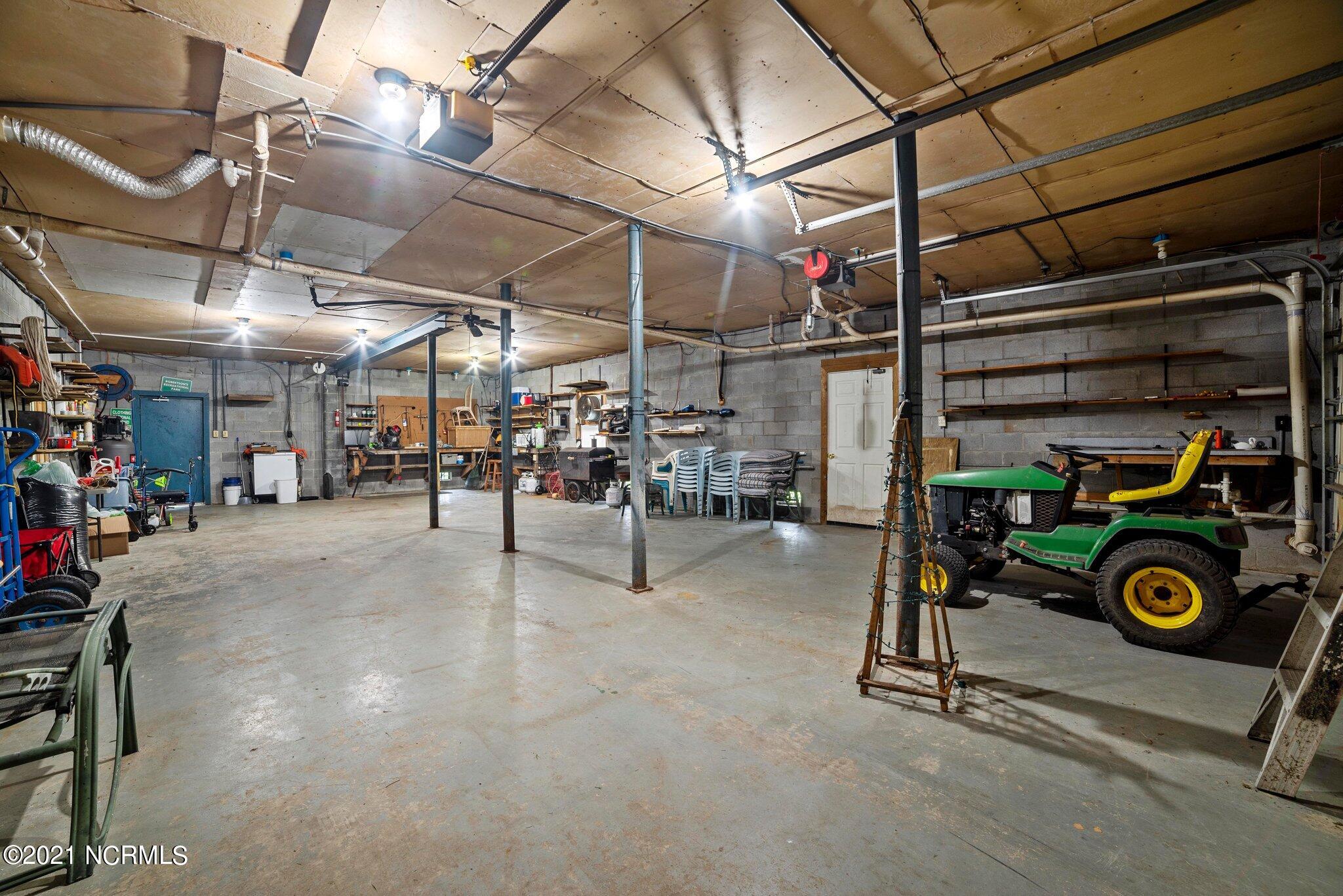 172 Great Neck Road Havelock, NC 28532 - Photo 20 of 29 The Ultimate Garage, Workshop, Man Cave, Party Room, Outdoor Dining.