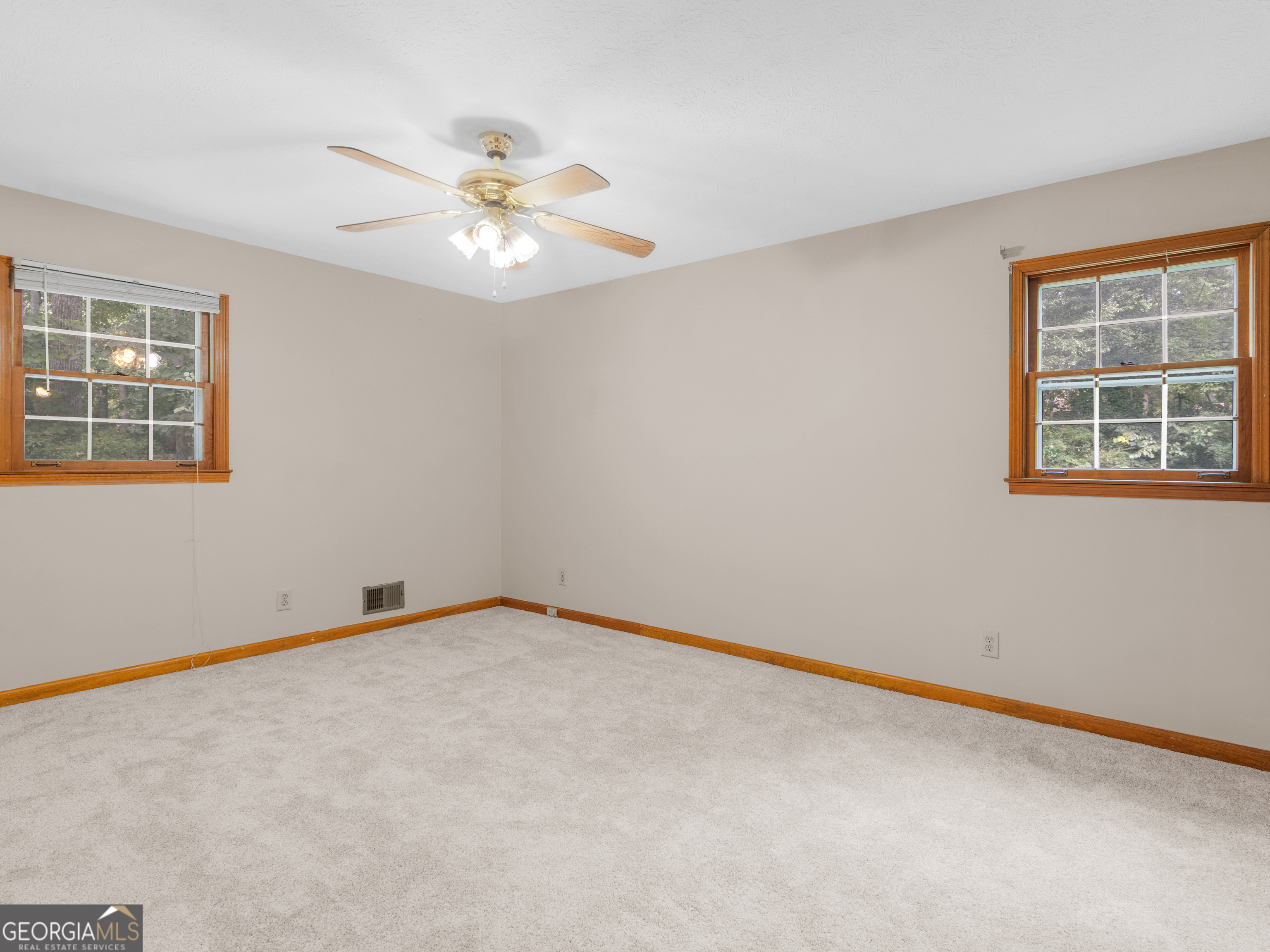 8294 Winston Way Jonesboro, GA 30236 - Photo 41 of 62 a view of an empty room with a window