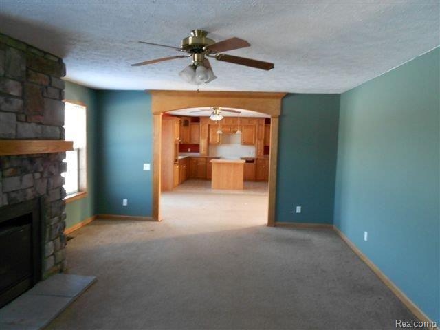 5671 Center Line Road Kingston, MI 48741 - Photo 4 of 14 Family Room.jpg