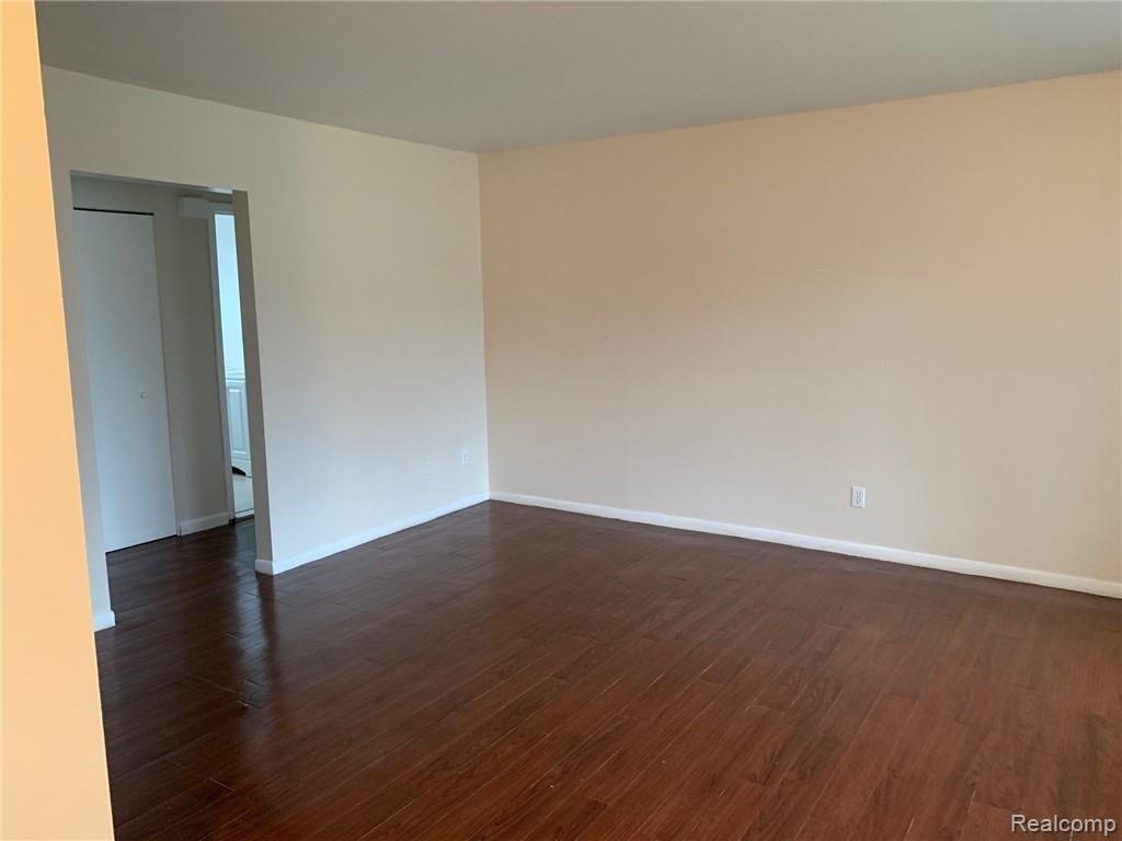 3330-3 Greenfield Road, Unit 3 Royal Oak, MI 48073 - Photo 2 of 8