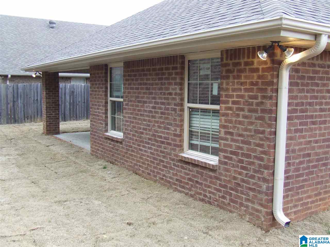 348 Vincent Street Alabaster, AL 35007 - Photo 6 of 34