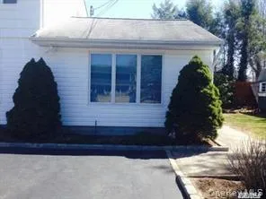 $2,000 | 5 Evelyn Road, Port Jefferson Station, NY 11776