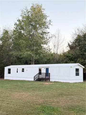 $174,900 | 5428 Gypsy Rose Drive, Liberty, NC 27298