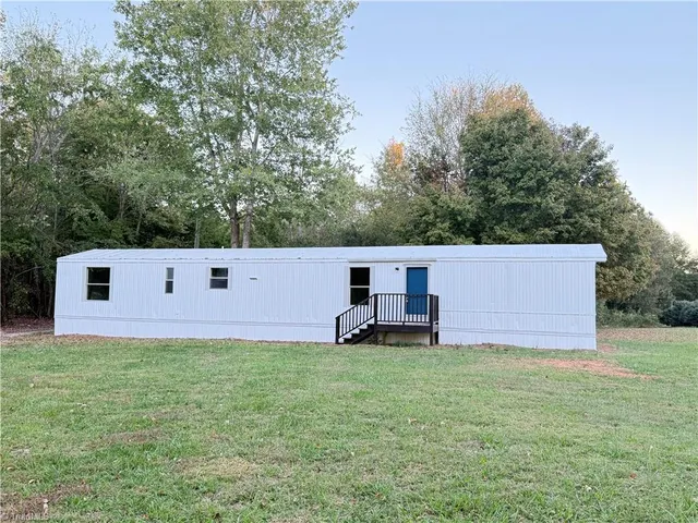 $174,900 | 5428 Gypsy Rose Drive, Liberty, NC 27298