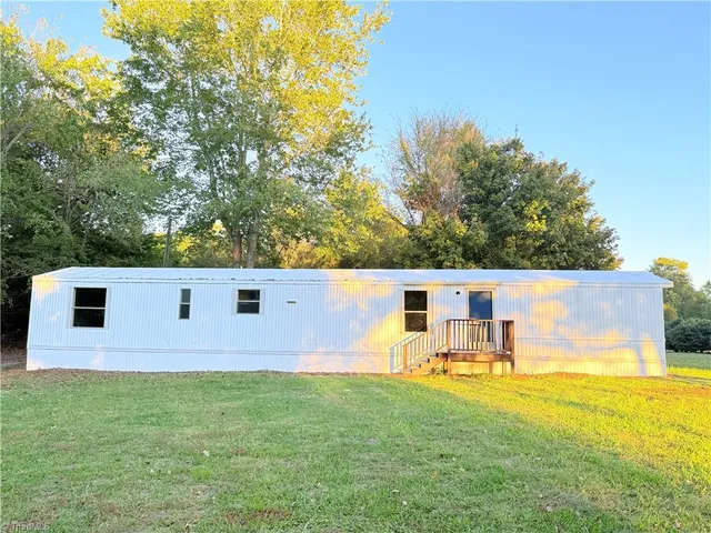 $174,900 | 5428 Gypsy Rose Drive, Liberty, NC 27298