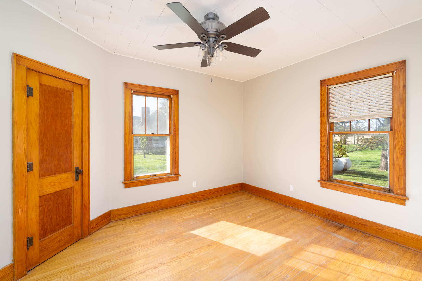 3677 East 3rd Road Mendota, IL 61342 - Photo 16 of 30