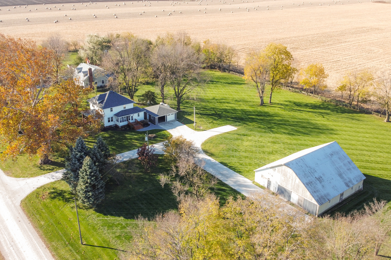 3677 East 3rd Road Mendota, IL 61342 - Photo 4 of 30