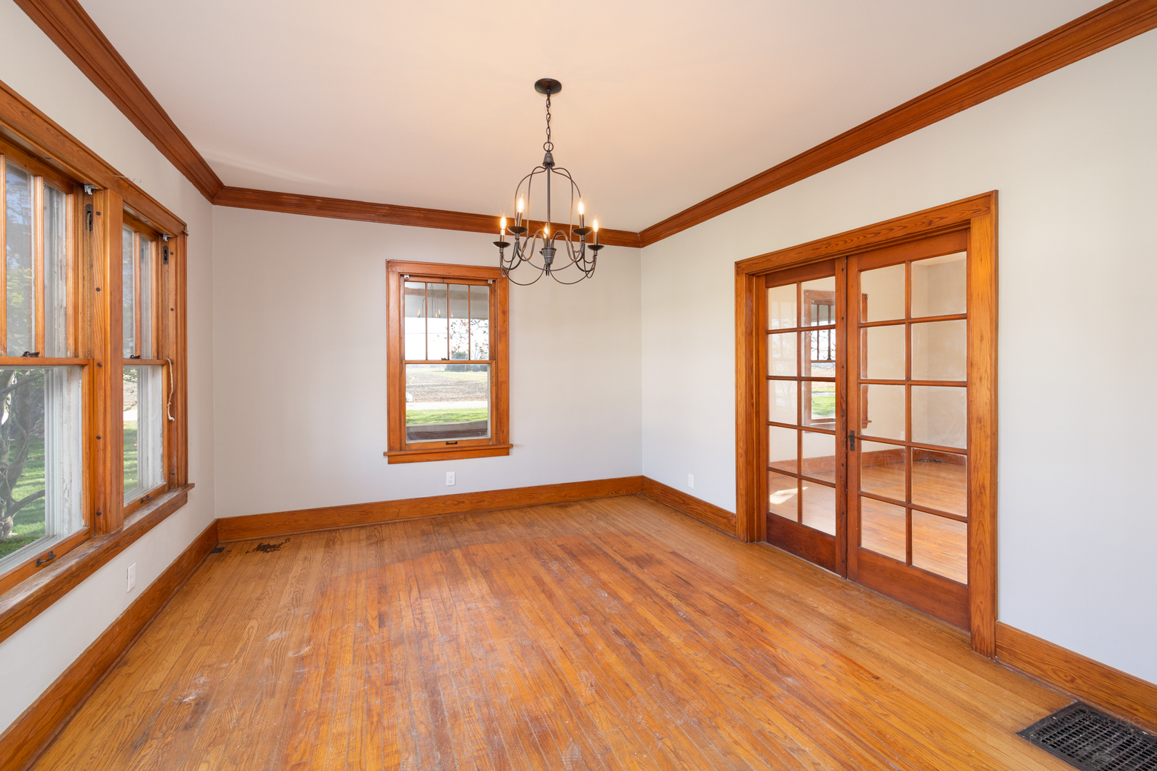 3677 East 3rd Road Mendota, IL 61342 - Photo 9 of 30