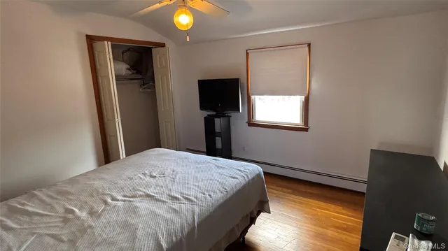 $799,999 | 493 Kell Place, Seaford, NY 11783