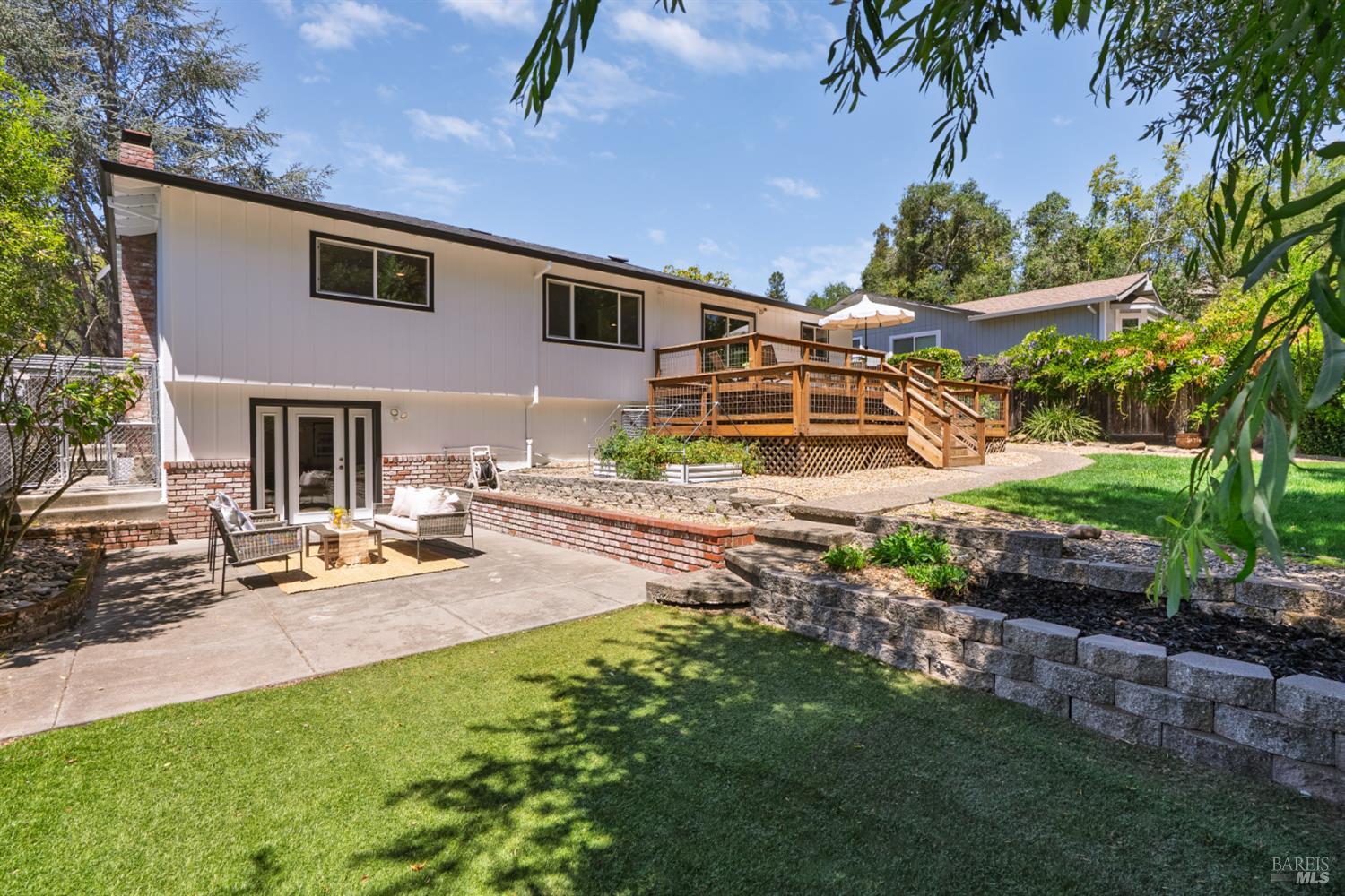 3428 Castlerock Court Santa Rosa, CA 95404 - Photo 3 of 30 Gallery Image 3