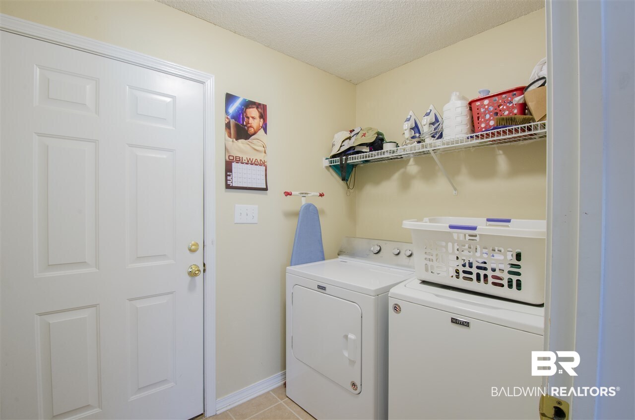 8232 Pecan Court Daphne, AL 36526 - Photo 7 of 32