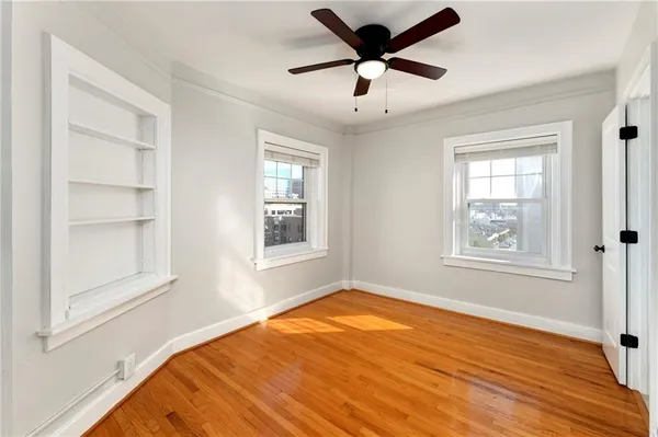 $280,000 | 807 West 48th Street, Unit 702, Kansas City, MO 64112