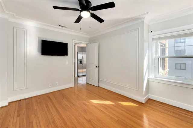 $295,000 | 807 West 48th Street, Unit 702, Kansas City, MO 64112