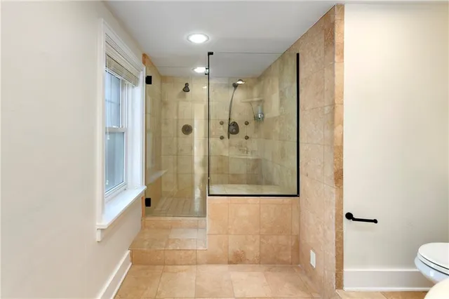 $295,000 | 807 West 48th Street, Unit 702, Kansas City, MO 64112