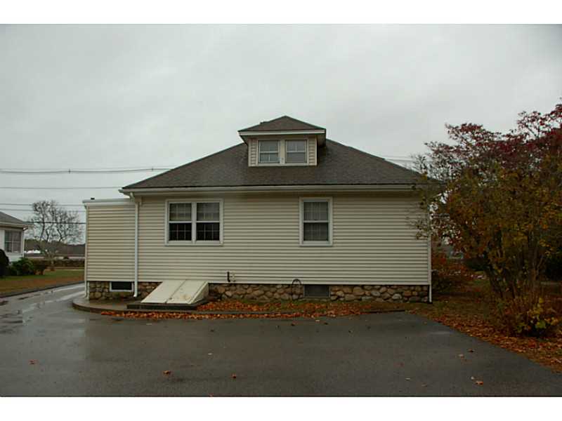 152 Beach Street Westerly, RI 02891 - Photo 4 of 18 Exterior Back.