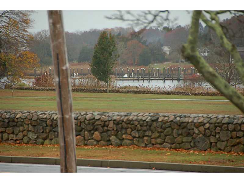 152 Beach Street Westerly, RI 02891 - Photo 5 of 18 View.