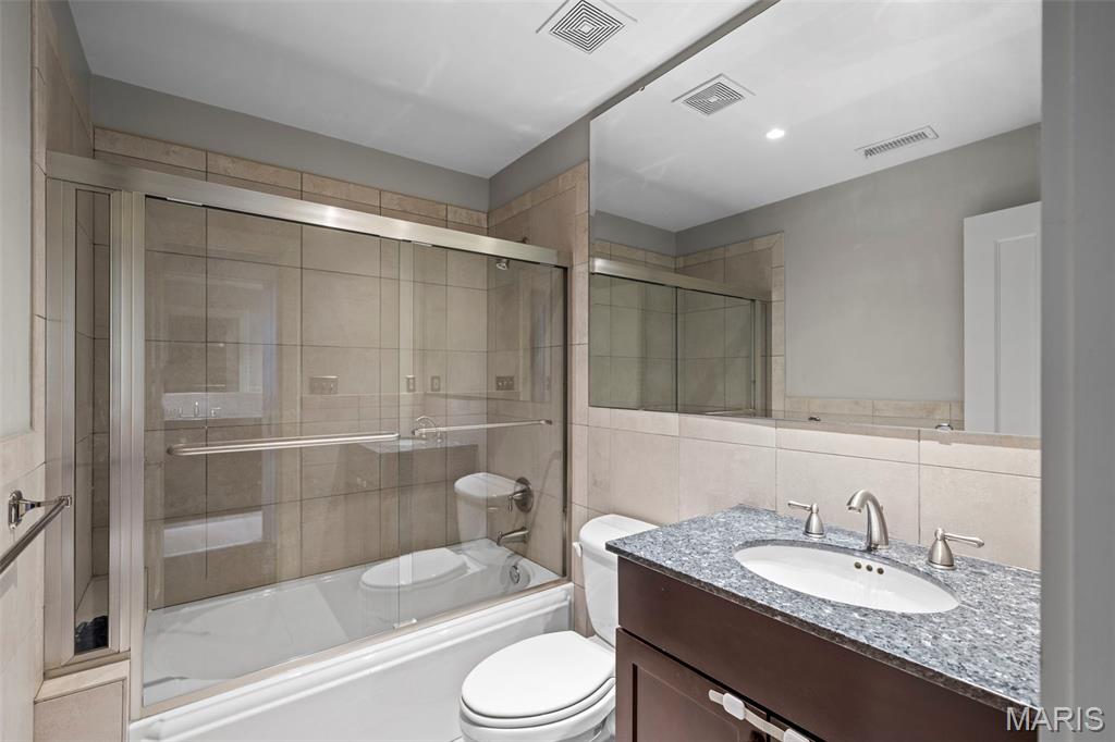 17 Bridle Ridge Lane Huntleigh, MO 63131 - Photo 62 of 94