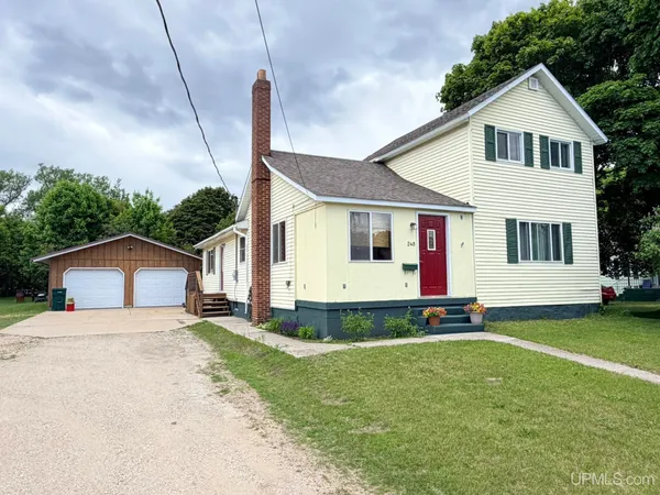 $199,000 | 248 Schoolcraft Avenue, Manistique, MI 49854