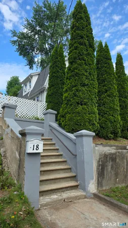 $289,900 | 18 Greenmount Terrace, Waterbury, CT 06708