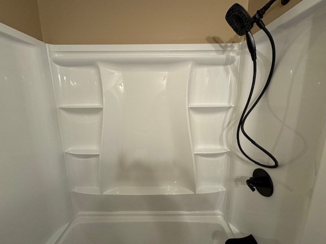 119 Powell Avenue Springfield, MA 01118 - Photo 8 of 20