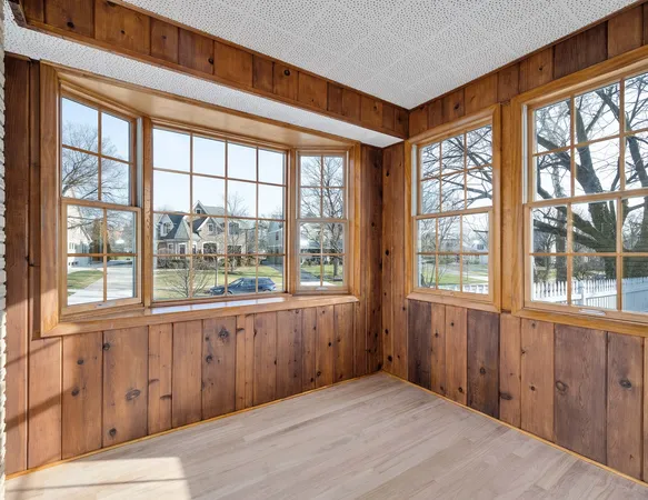 $4,100 | 4360 Prospect Avenue, Western Springs, IL 60558