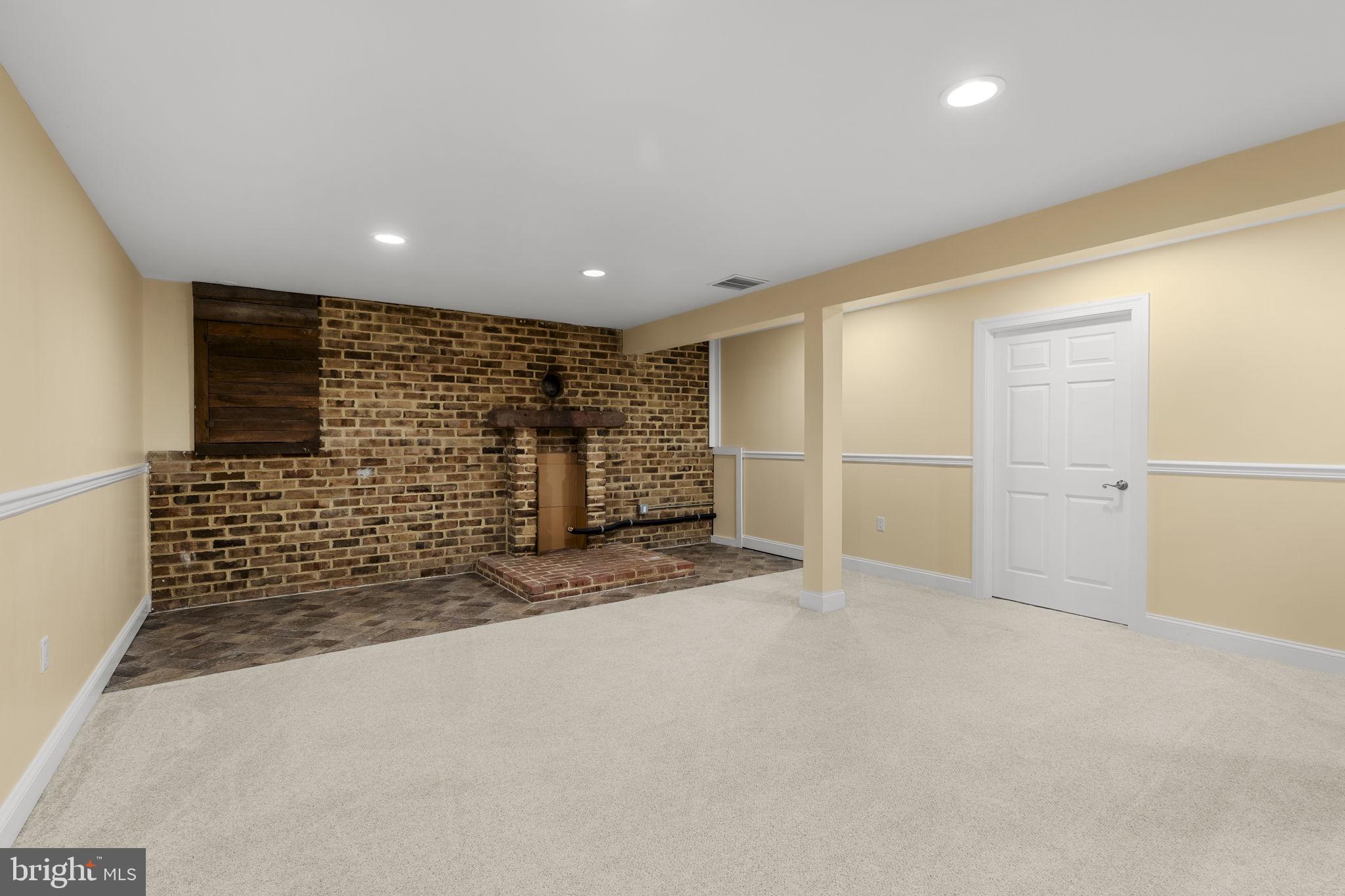 305 Partridge Drive Lititz, PA 17543 - Photo 18 of 46 Gallery Image 18