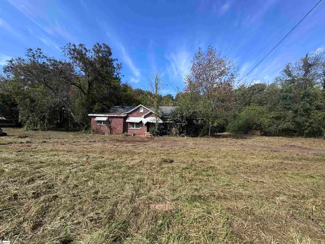 $200,000 | 13250 West 76th Highway, Gray Court, SC 29645