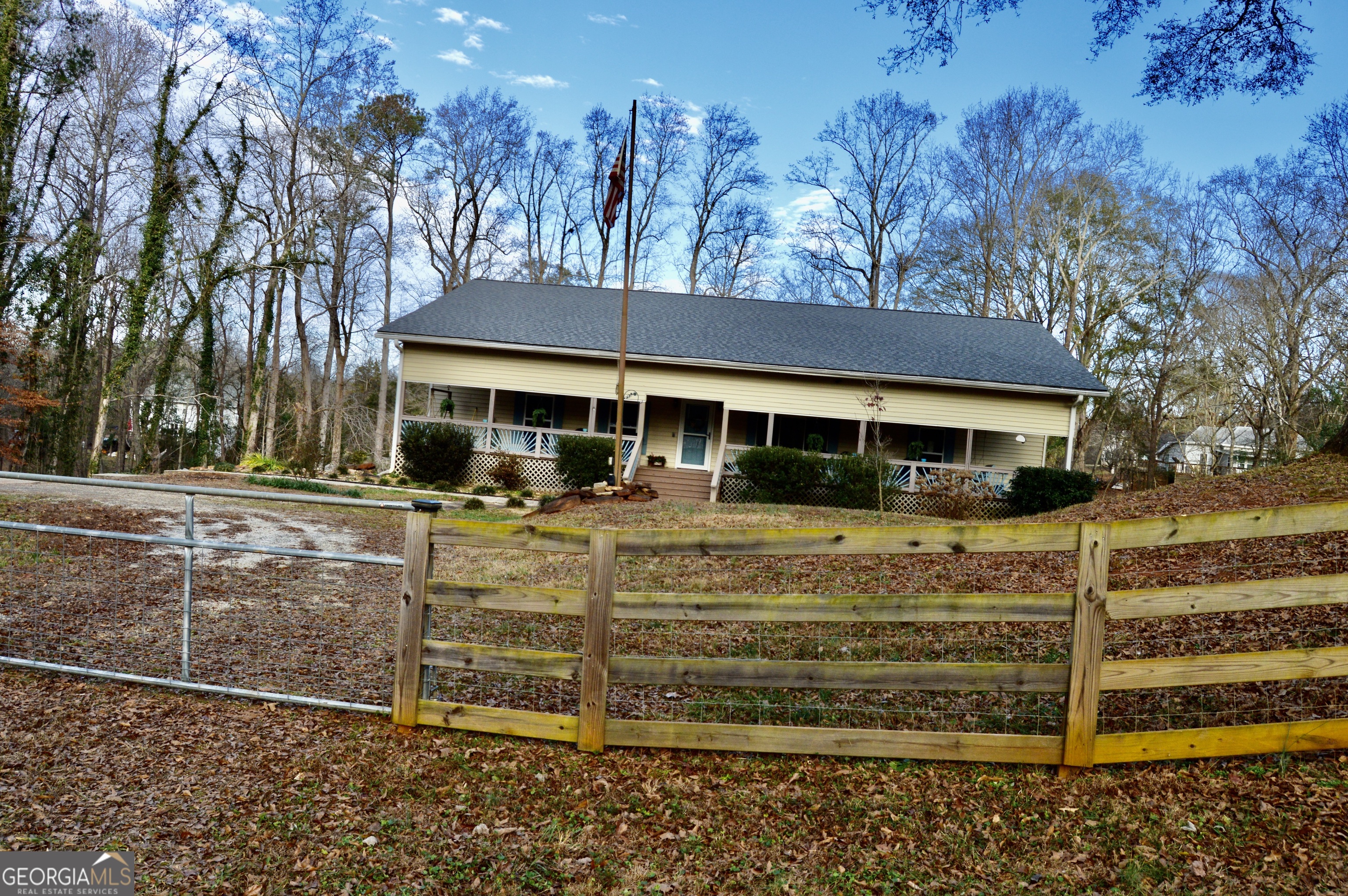 817 Brookside Drive Winder, GA 30680 - Photo 110 of 126 a front view of a house with a yard