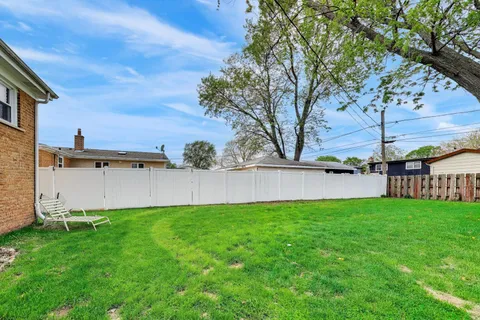 $340,000 | 6864 175th Place, Tinley Park, IL 60477