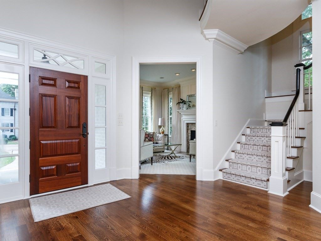 2305 Beechridge Road Raleigh, NC 27608 - Photo 3 of 24 Photo 3
