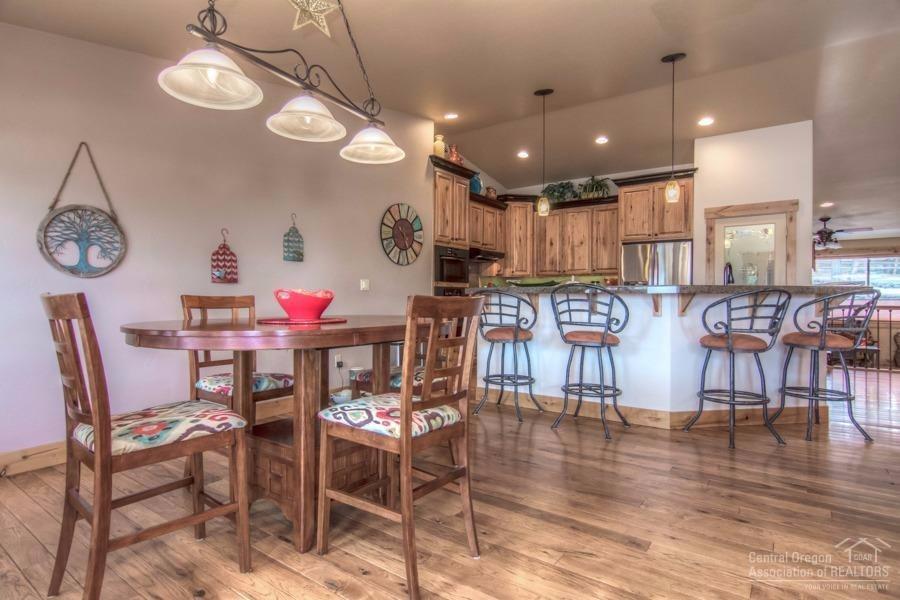 23290 Alfalfa Market Road Bend, OR 97701 - Photo 7 of 25 Dining area next to kitchen island