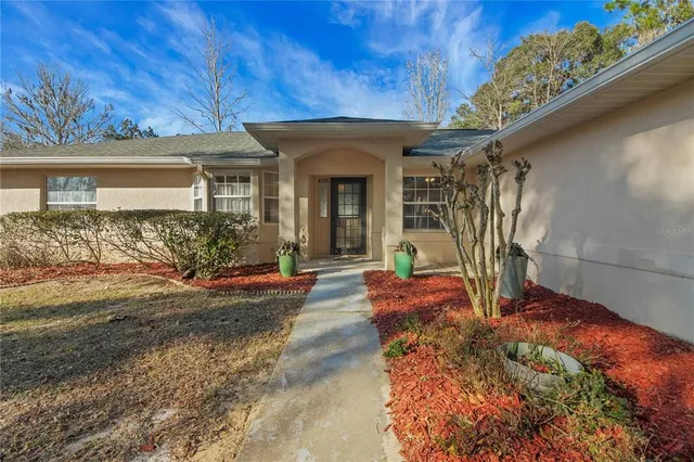 $349,000 | 4125 Southeast 115th Street, Belleview, FL 34420