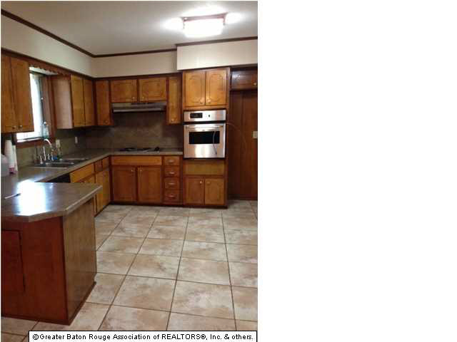 1026 East Rome Street Gonzales, LA 70737 - Photo 2 of 8 Gallery Image 2