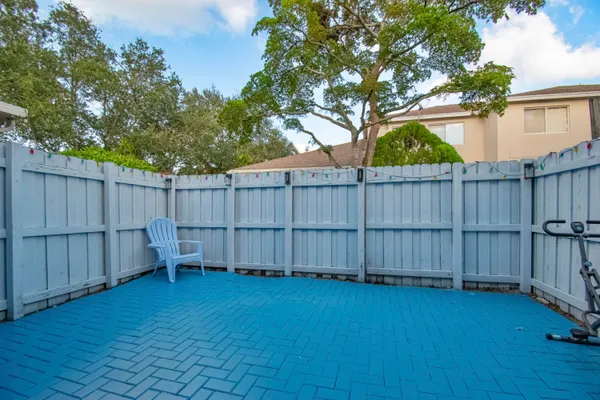 $405,000 | 819 Northwest 42nd Place, Unit 819, Deerfield Beach, FL 33064