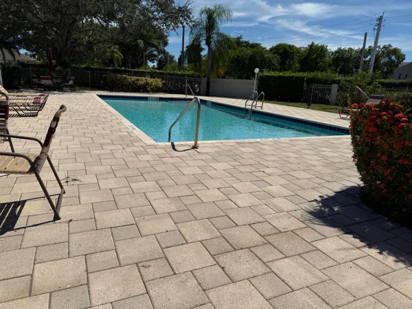 $405,000 | 819 Northwest 42nd Place, Unit 819, Deerfield Beach, FL 33064