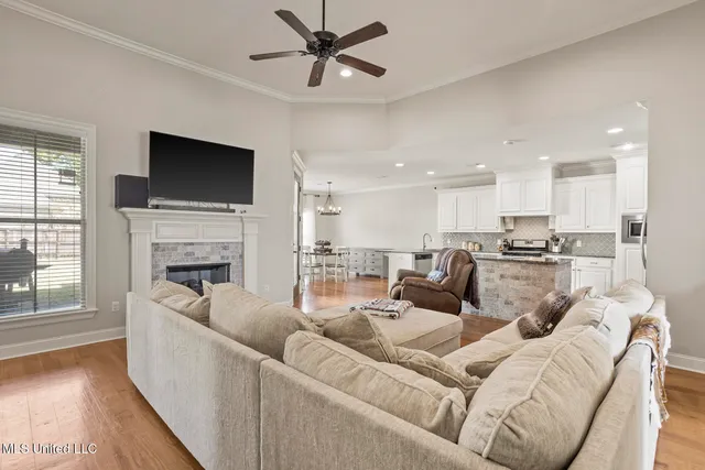 $319,500 | 100 Trailbridge Way, Canton, MS 39046