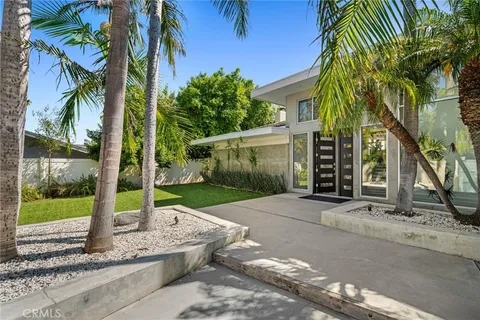 $2,669,000 | 10255 Overhill Drive, Santa Ana, CA 92705